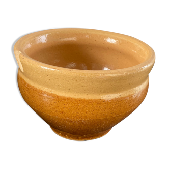 Sandstone pot