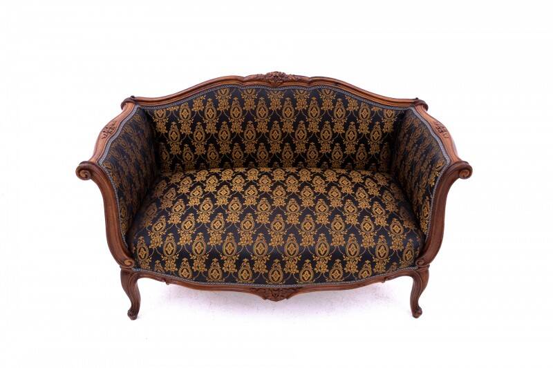 Small antique sofa from the late 19th century, France. After renovation.