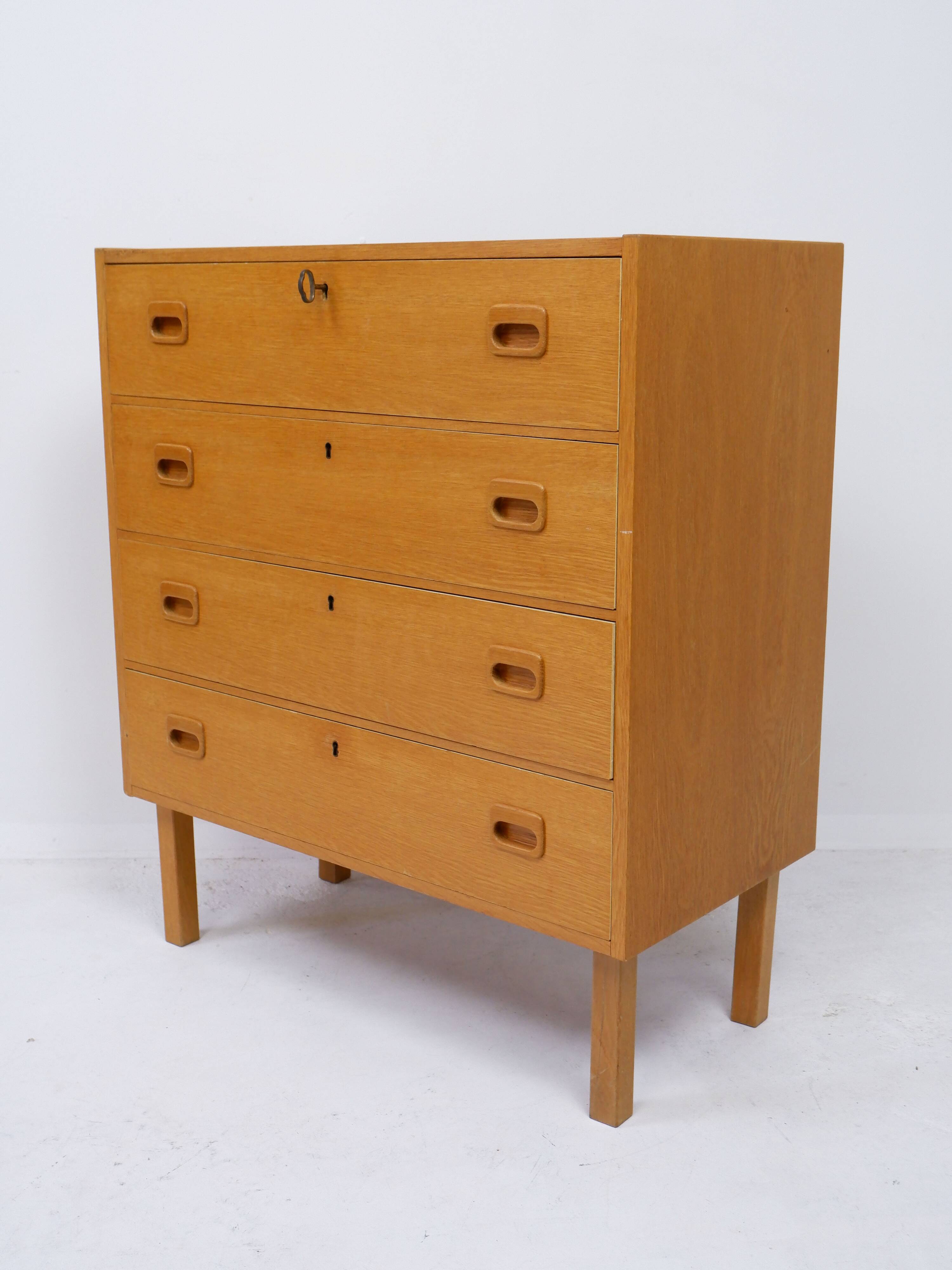 Vintage Scandinavian chest of drawers, 1970