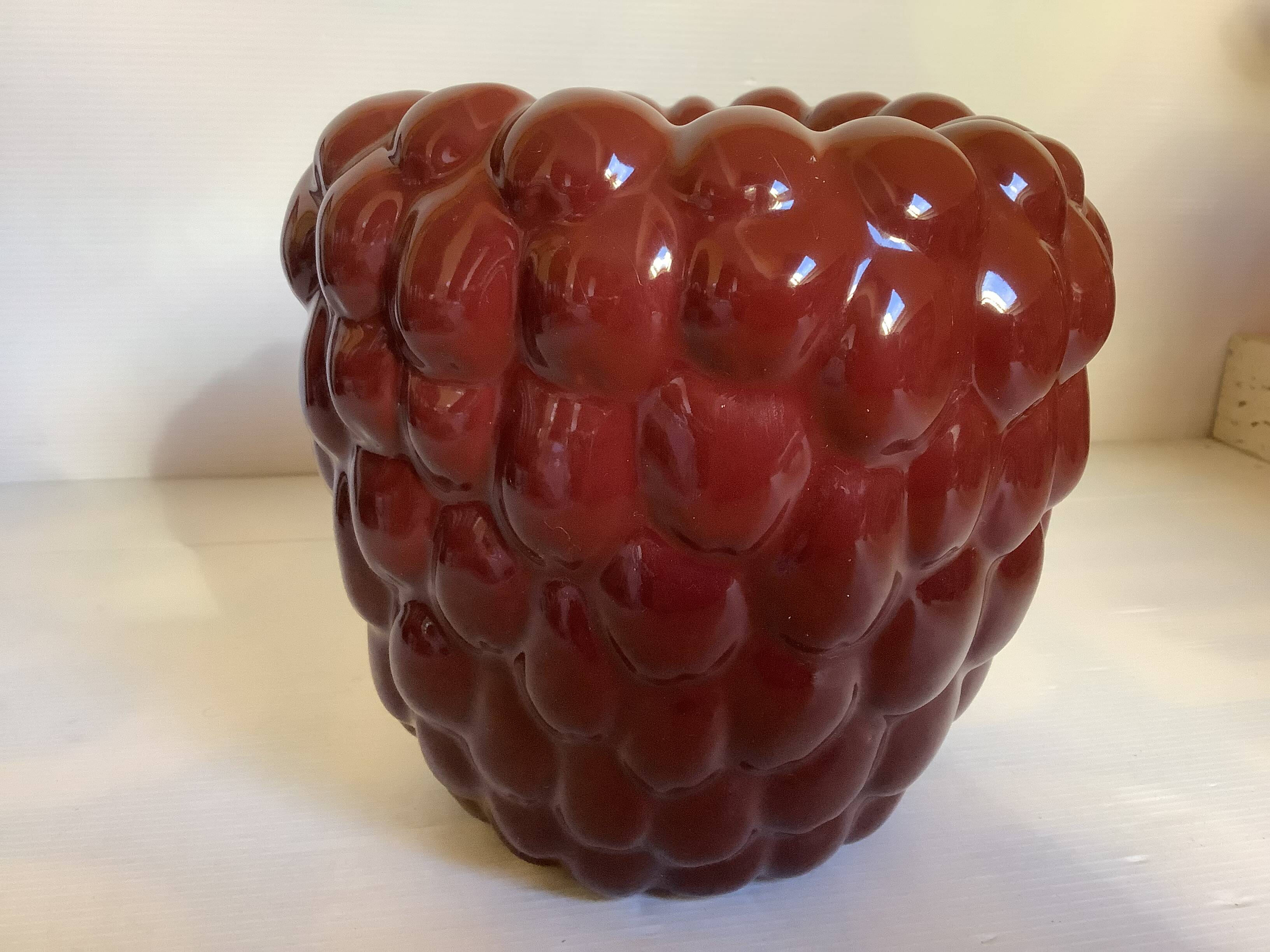 Raspberry vase, ceramic, burgundy brown.