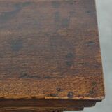 Early 18th century antique English oak chest of drawers with 5 drawers