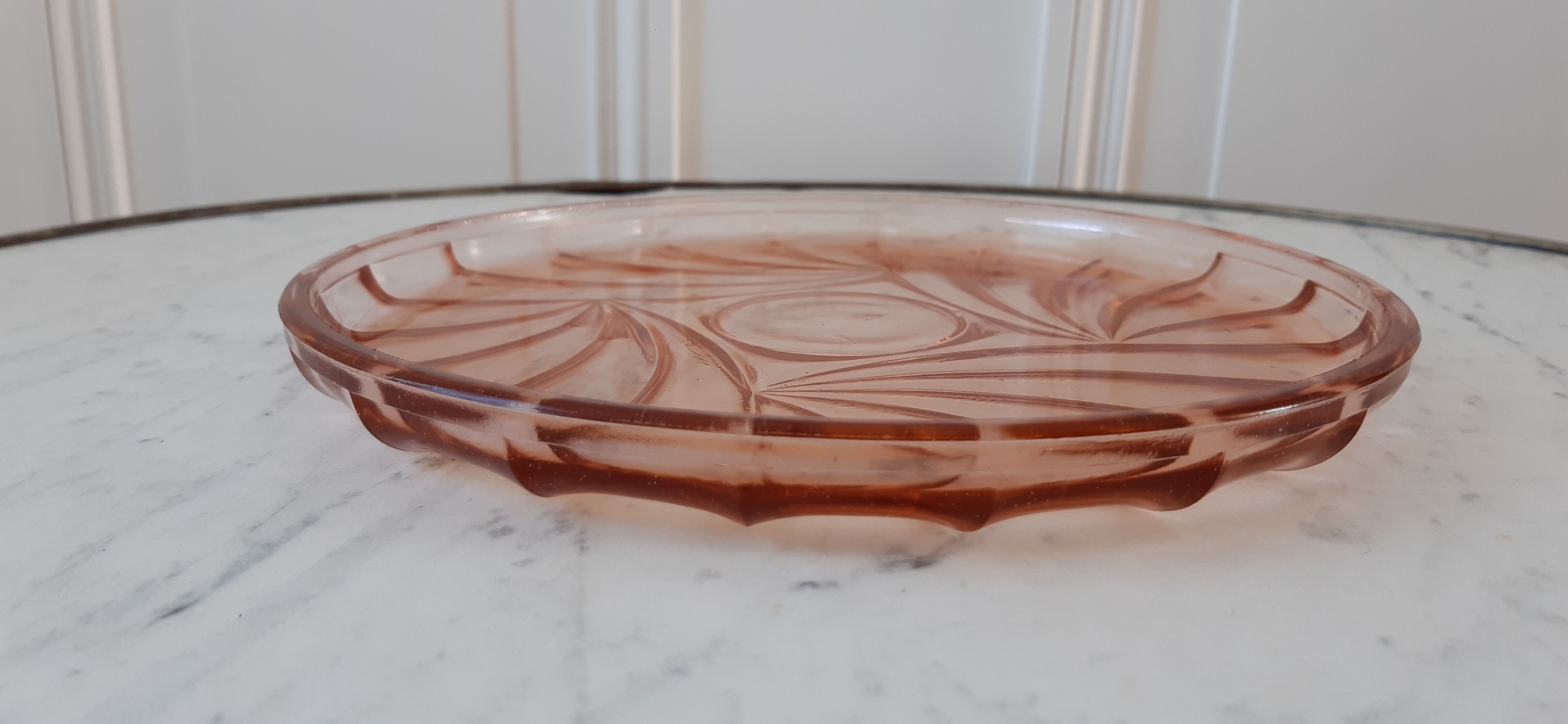 Pink art deco glass top 30s