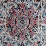 Handmade Pakistani wool and silk rug 124x77cm