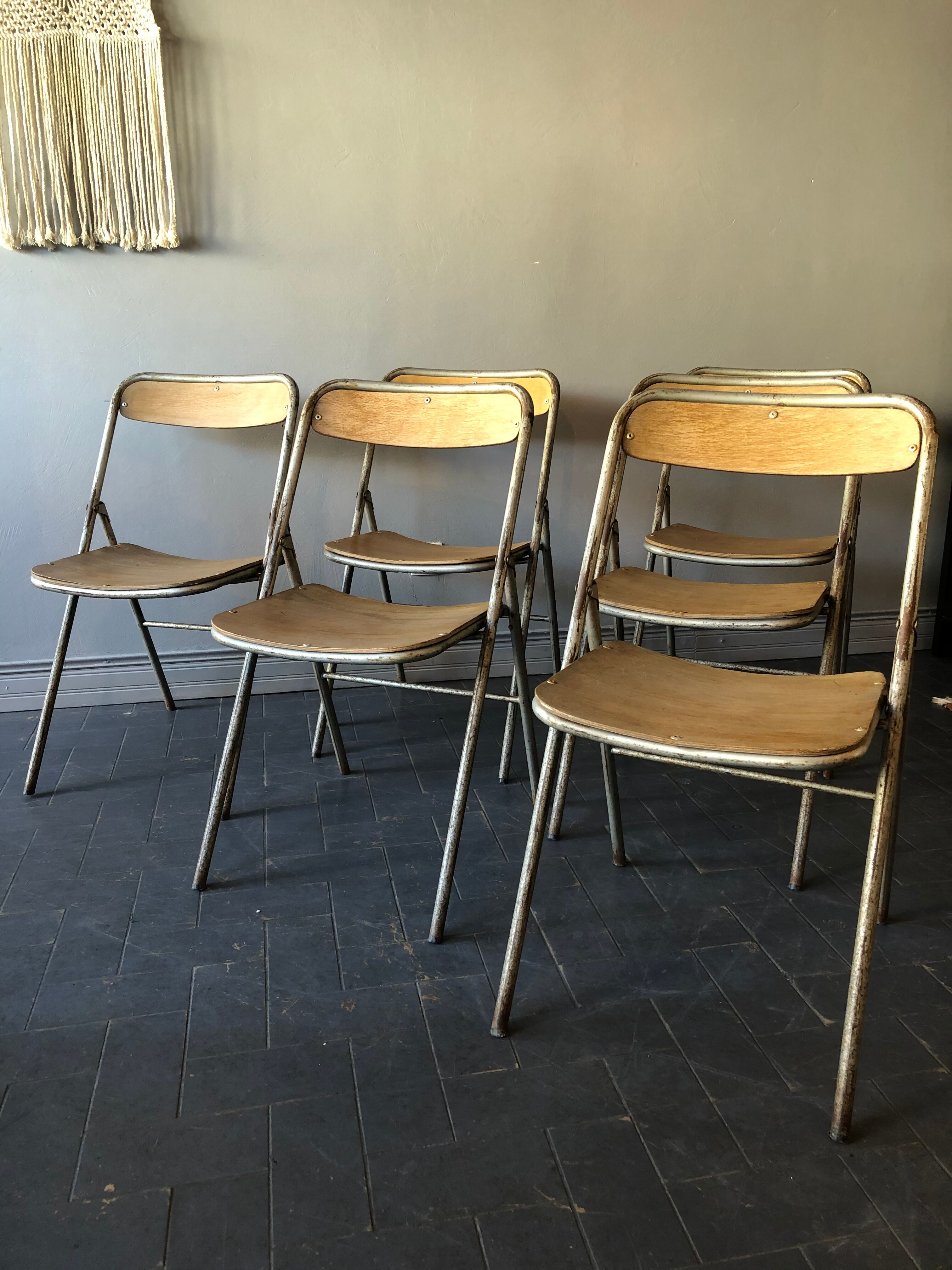 6 vintage folding chairs
