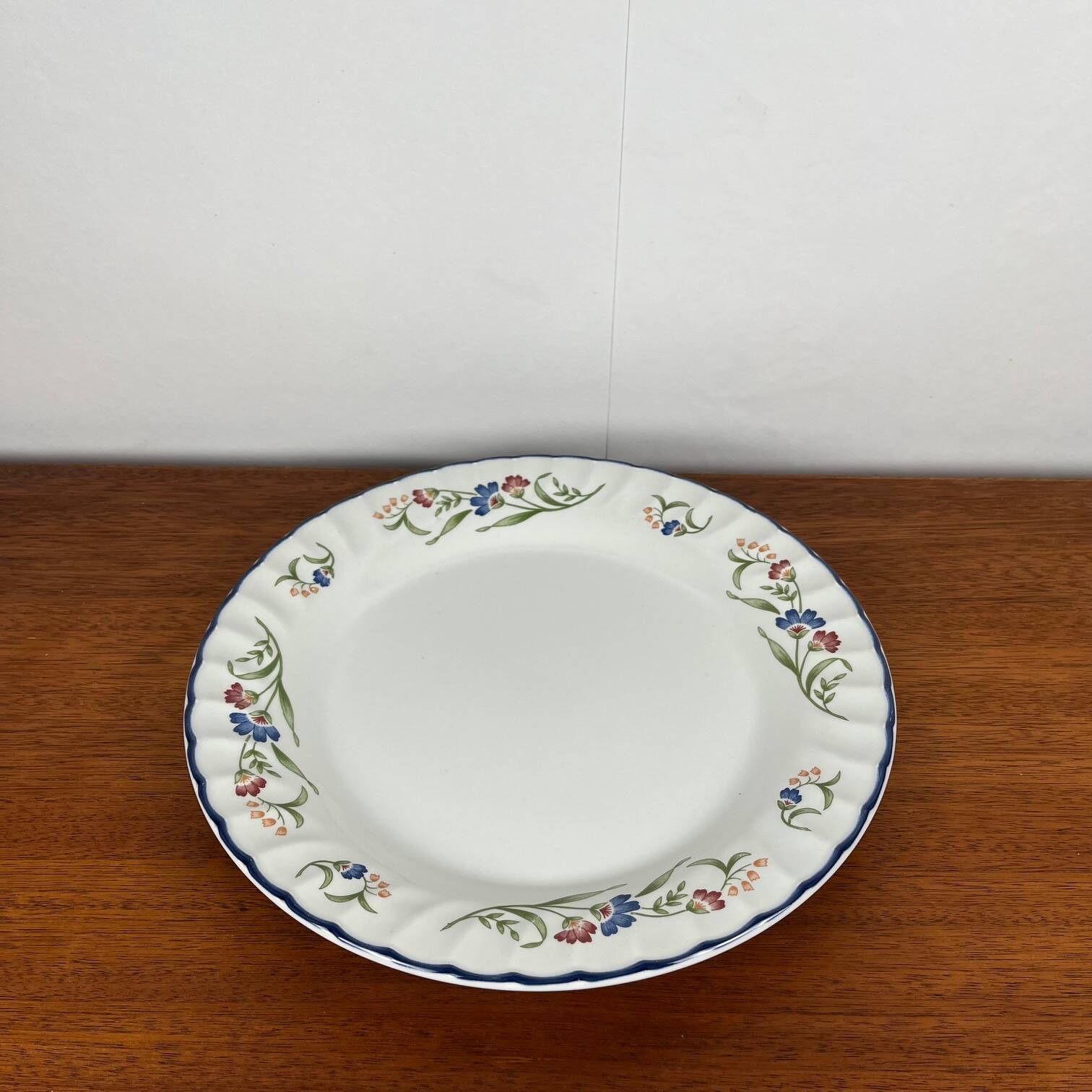 Plat "Hampton Court", Staffordshire, angleterre