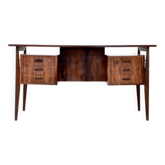 Bureau de direction danois du milieu du siècle en superbe palissandre. Vintage / Moderne / R