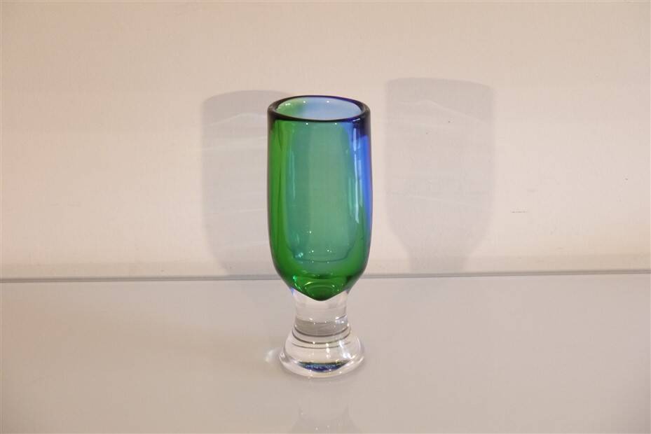 Swedish vase by Vicke Lindstrand for Kosta 1970