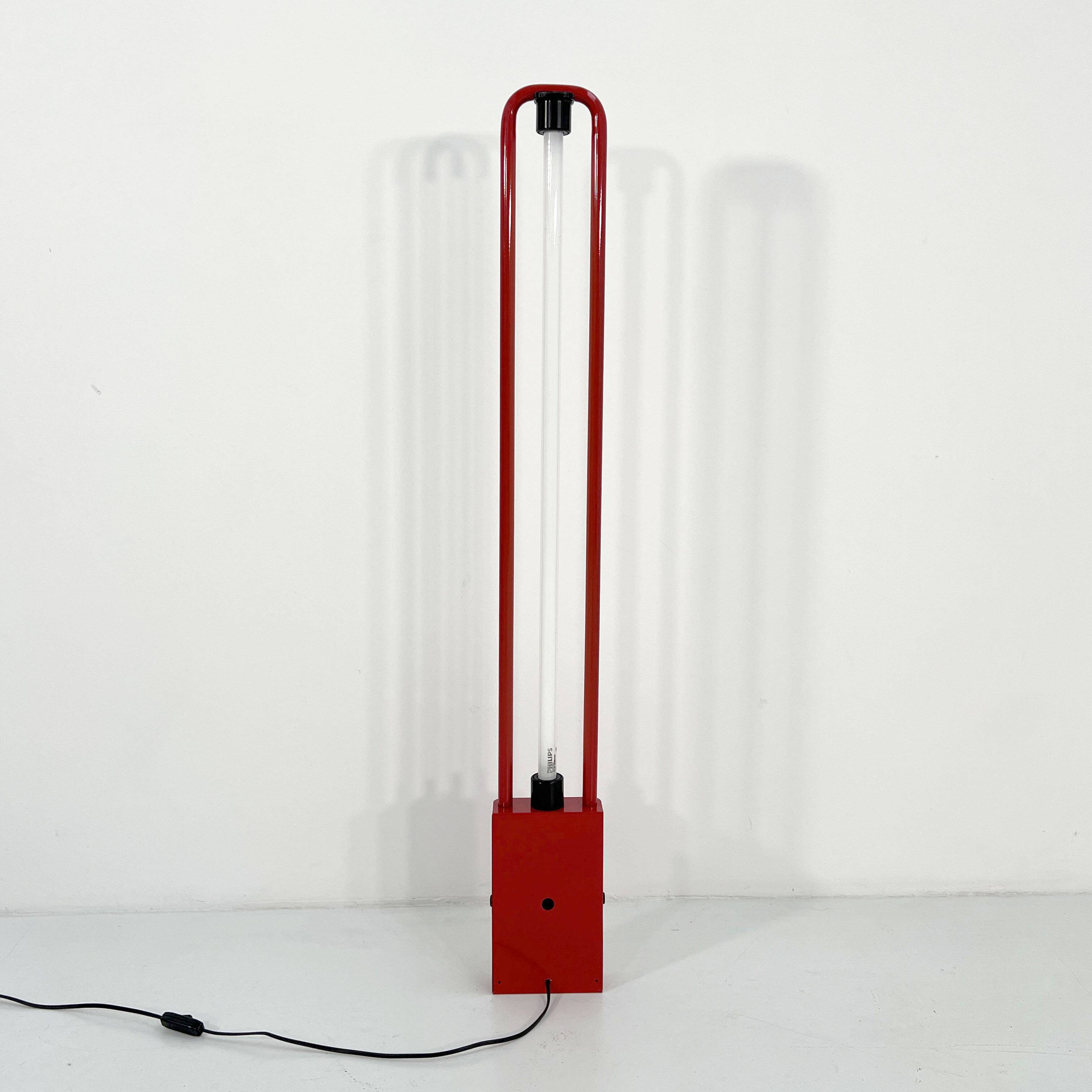 Uno red floor lamp by Gian N. Gigante for Zerbetto, 1980