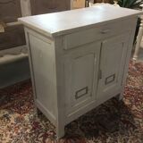 Gray concrete Parisian buffet