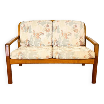 Danish bench in teak Dyrlund