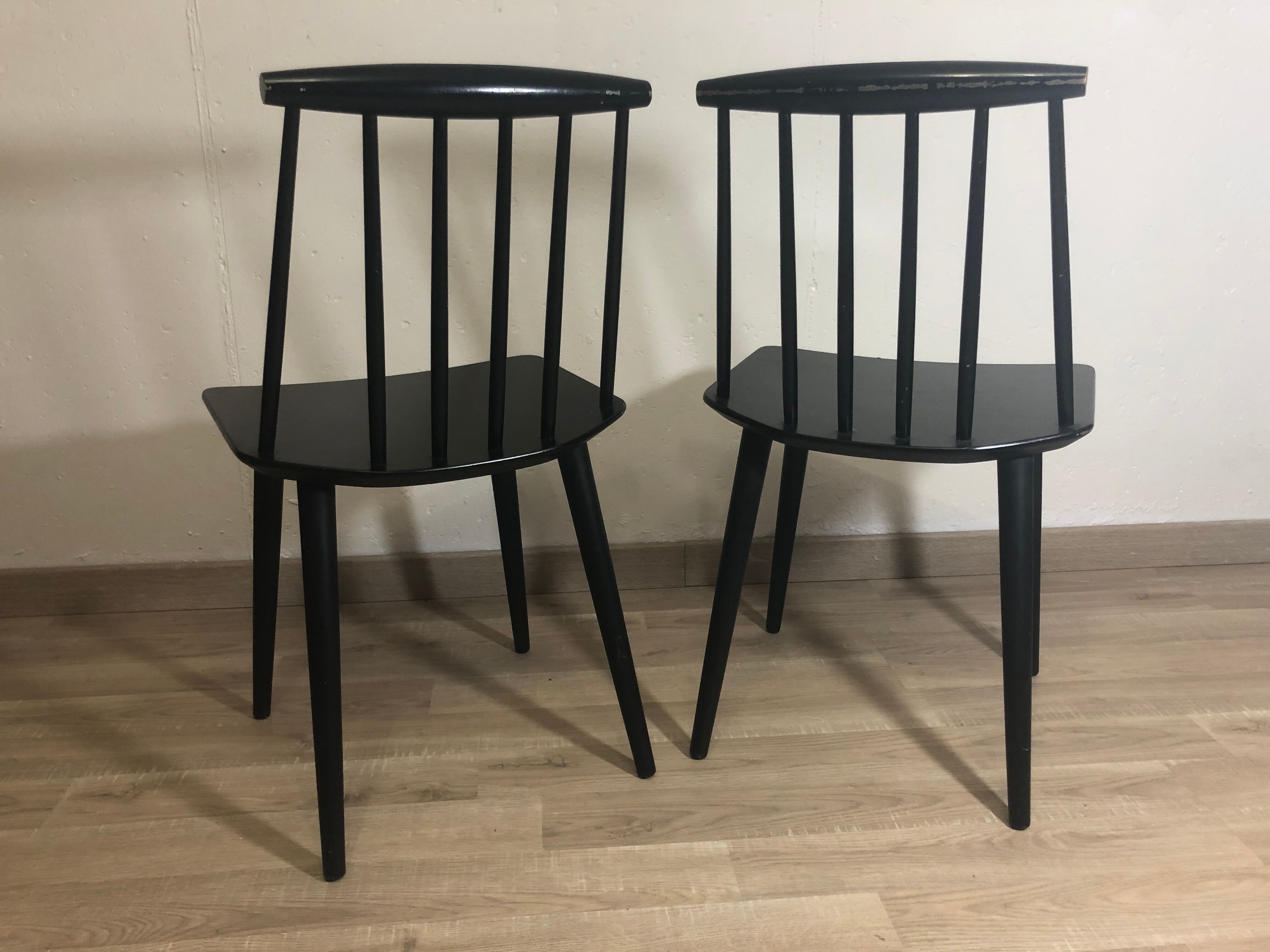 Scandinavian chairs model Stick Back