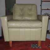 MId century pistachio green leather lounge chair after Florence Knoll, 1950s