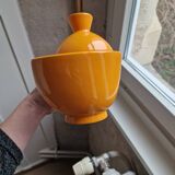 Ceramic pot