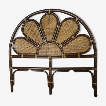 Rattan headboard "flower"