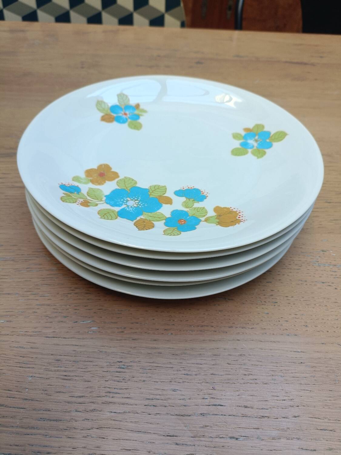 Service de table porcelaine 70'