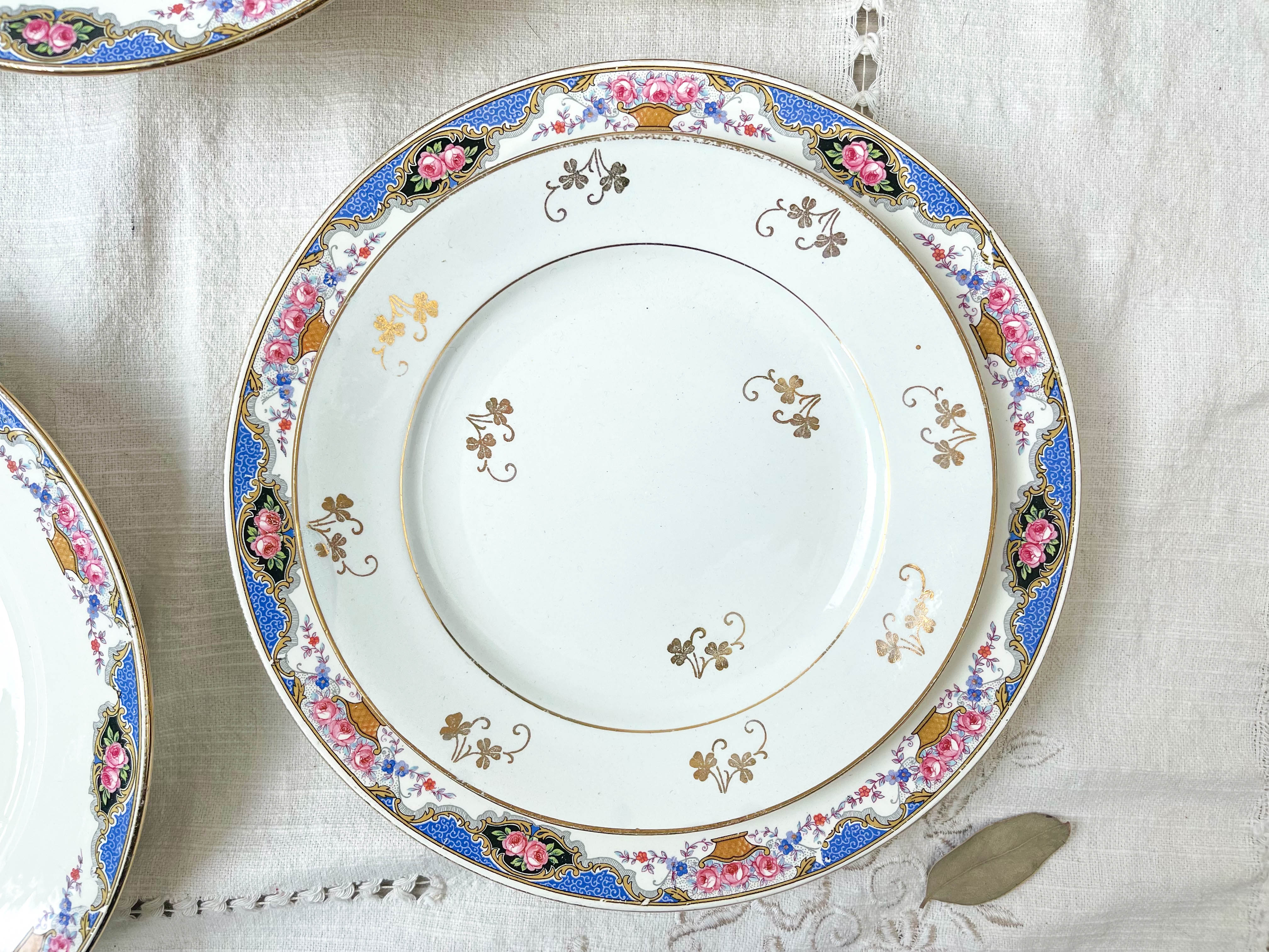 Set of 6 porcelain plates and 6 small mismatched vintage plates ~ Dinner service for 6 people ~