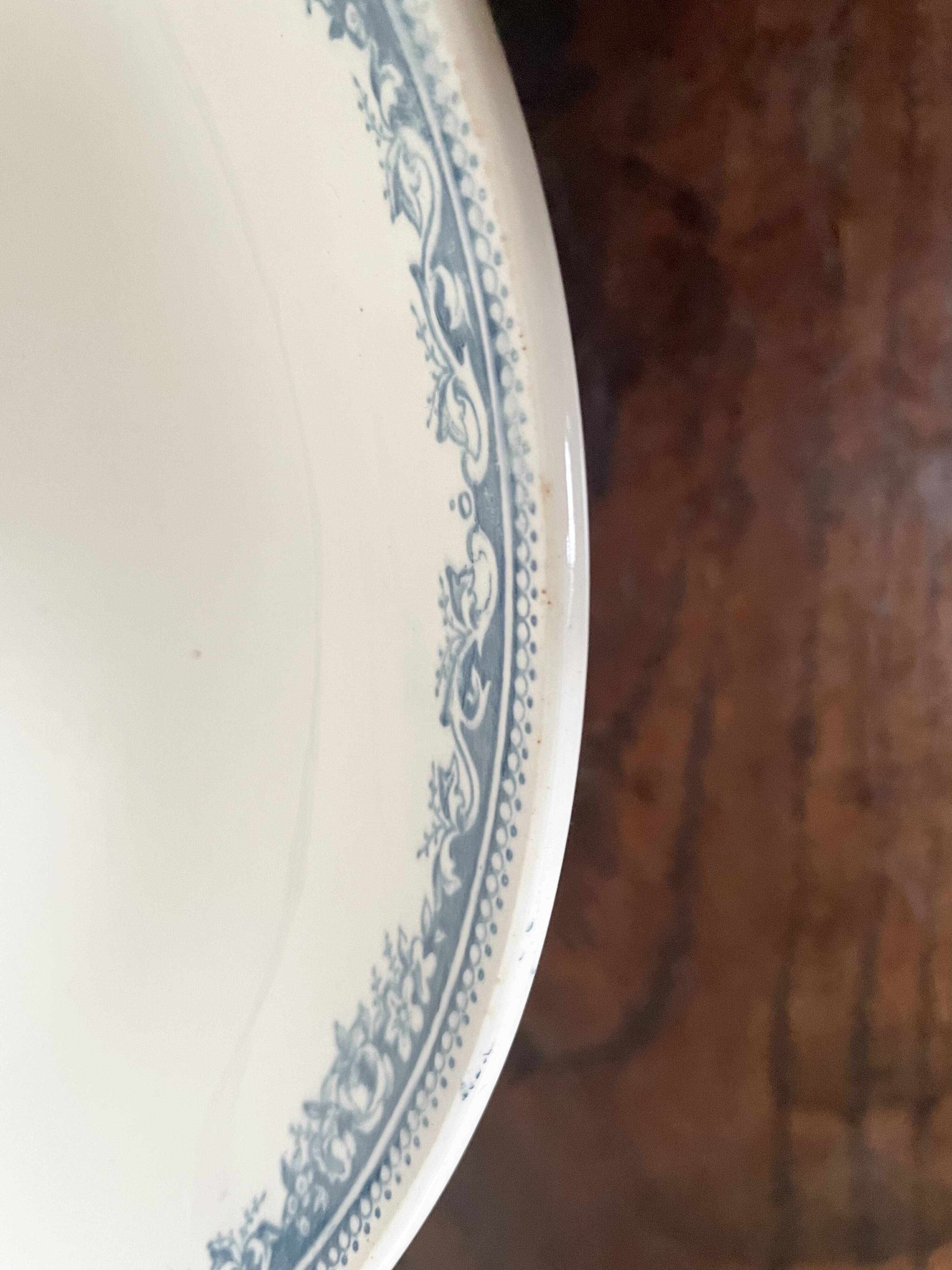 Iron earth fruit bowl, garland model