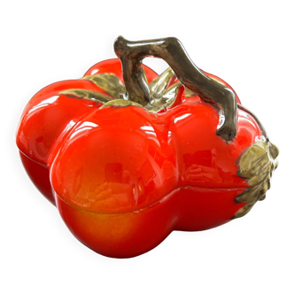 Tomato tin in slip