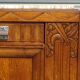Ancien buffet en chêne et marbre, époque et style Art Déco