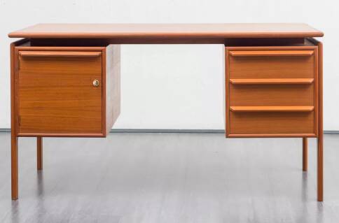 Danish desk from the 60s, teak
