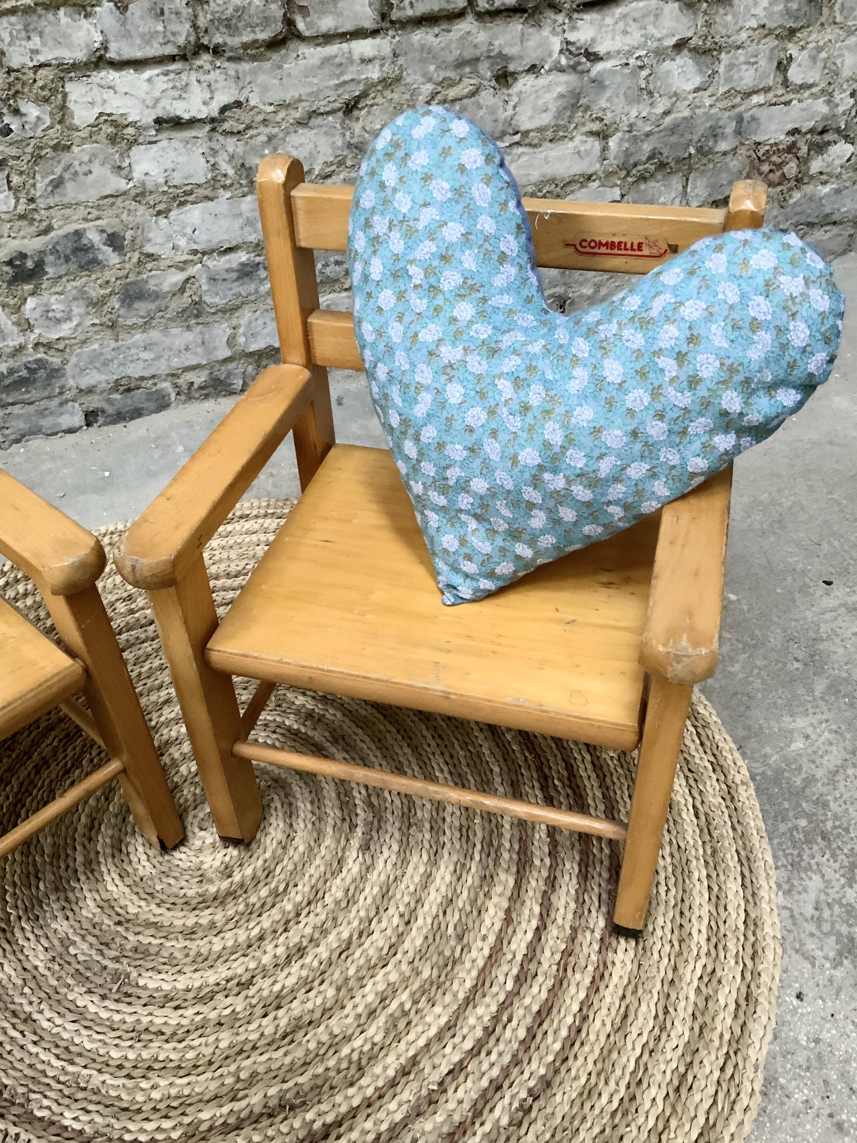 Set of 2 children's chairs combelle