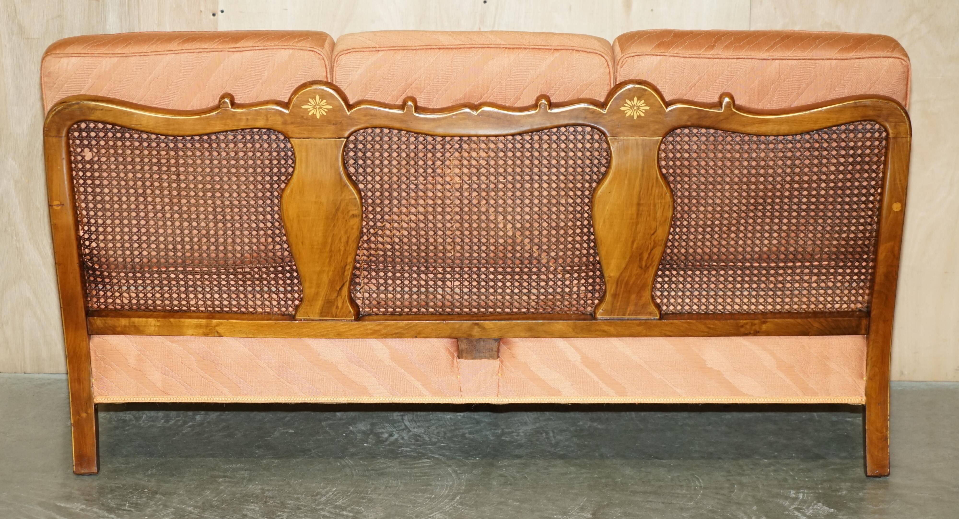 Three-piece bergère set in walnut, Chinoiserie style, from the 1920s, in need of restoration.