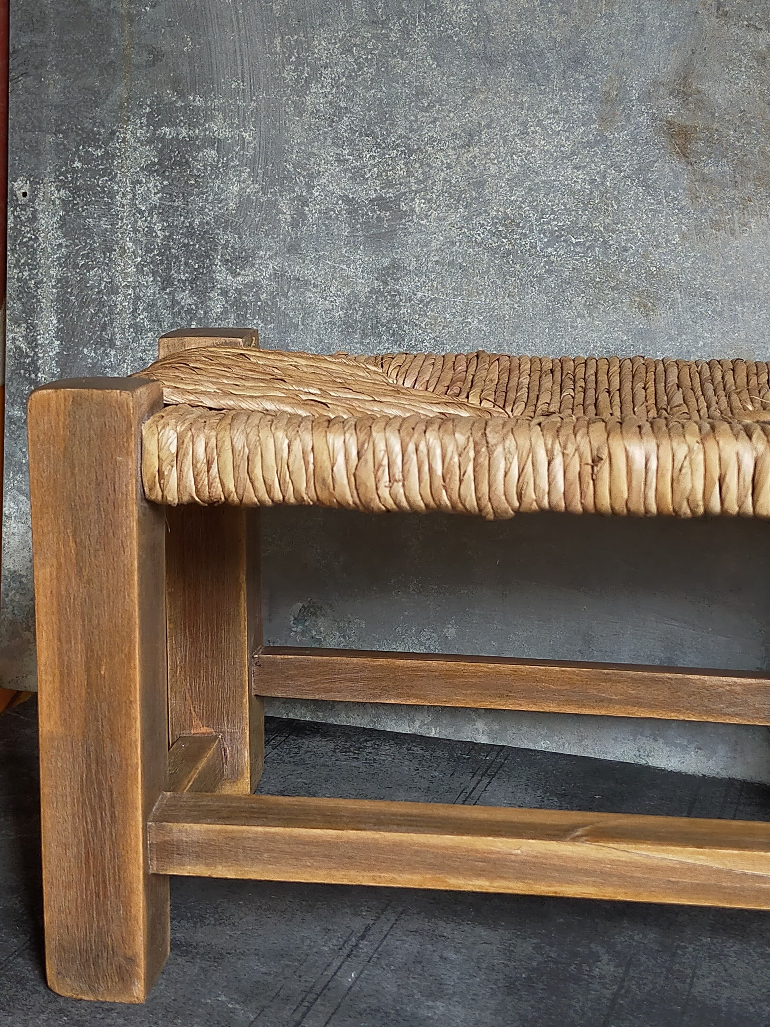 Massive wooden foot resting leg