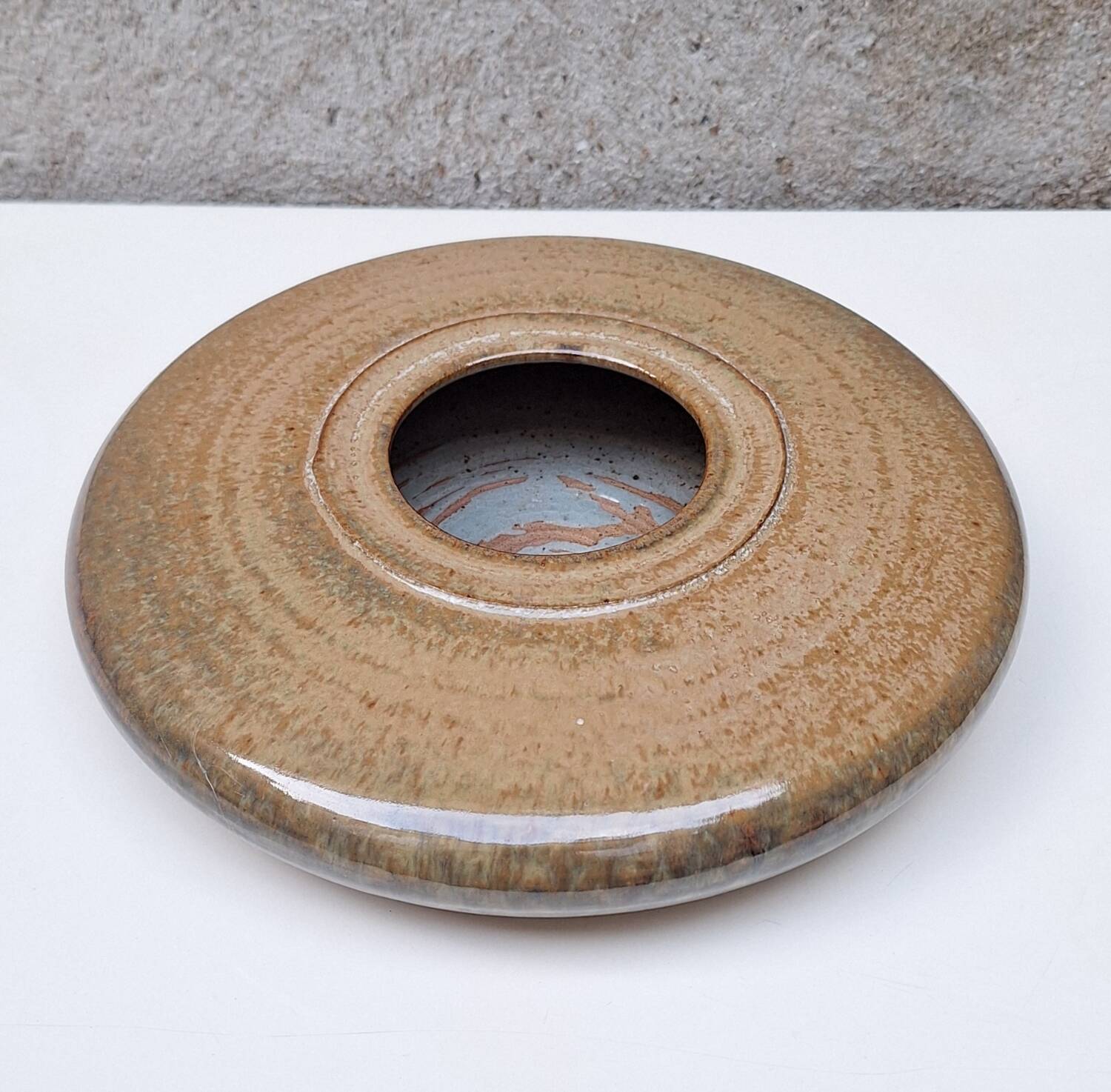 Flat ceramic vase by Nadia and Alain Pinel