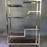 Etagère italienne en métal doré et verre fumé