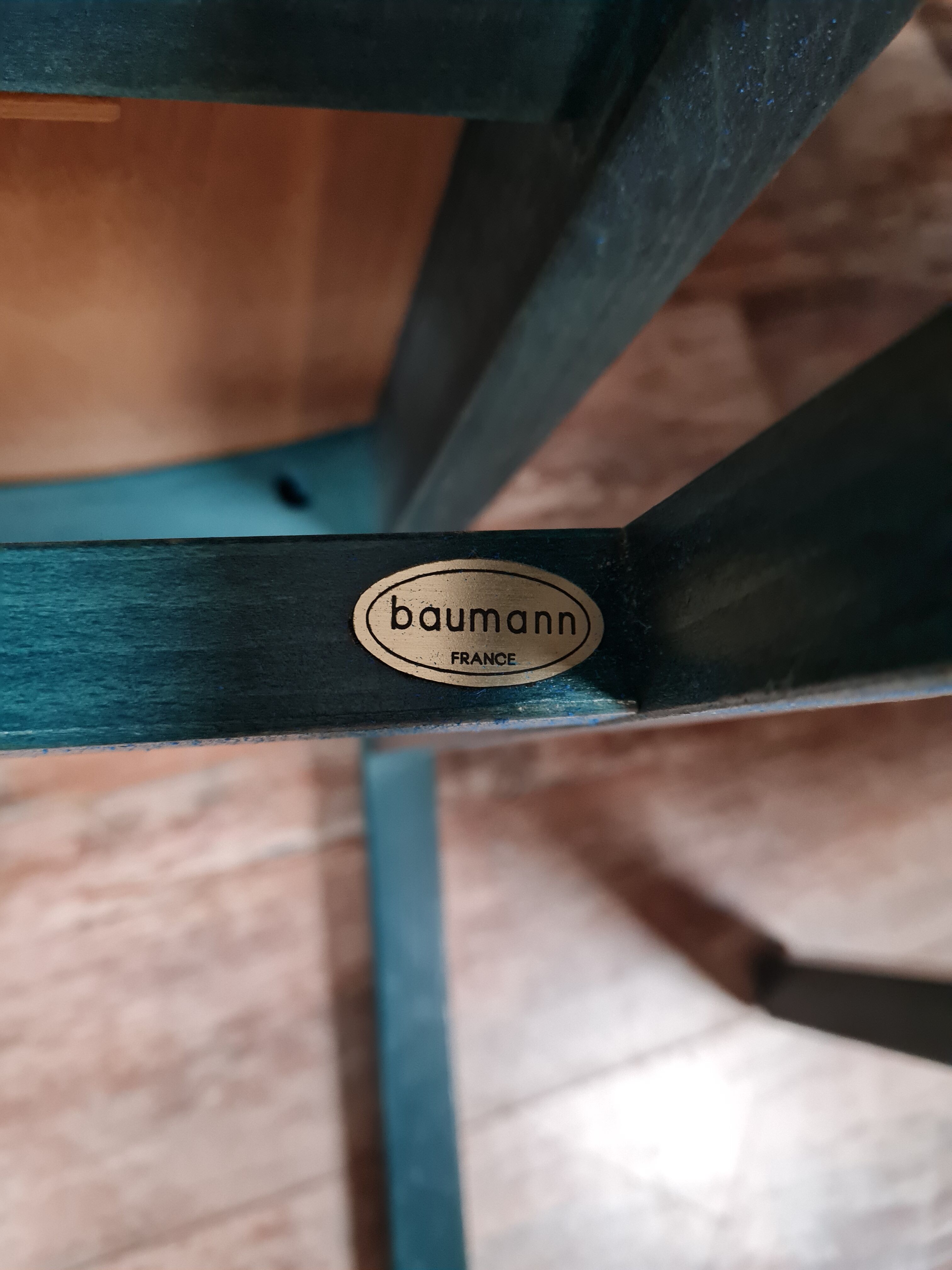 Series of 6 chairs of the brand Baumann model Argos in stained beech and varnished natural wood