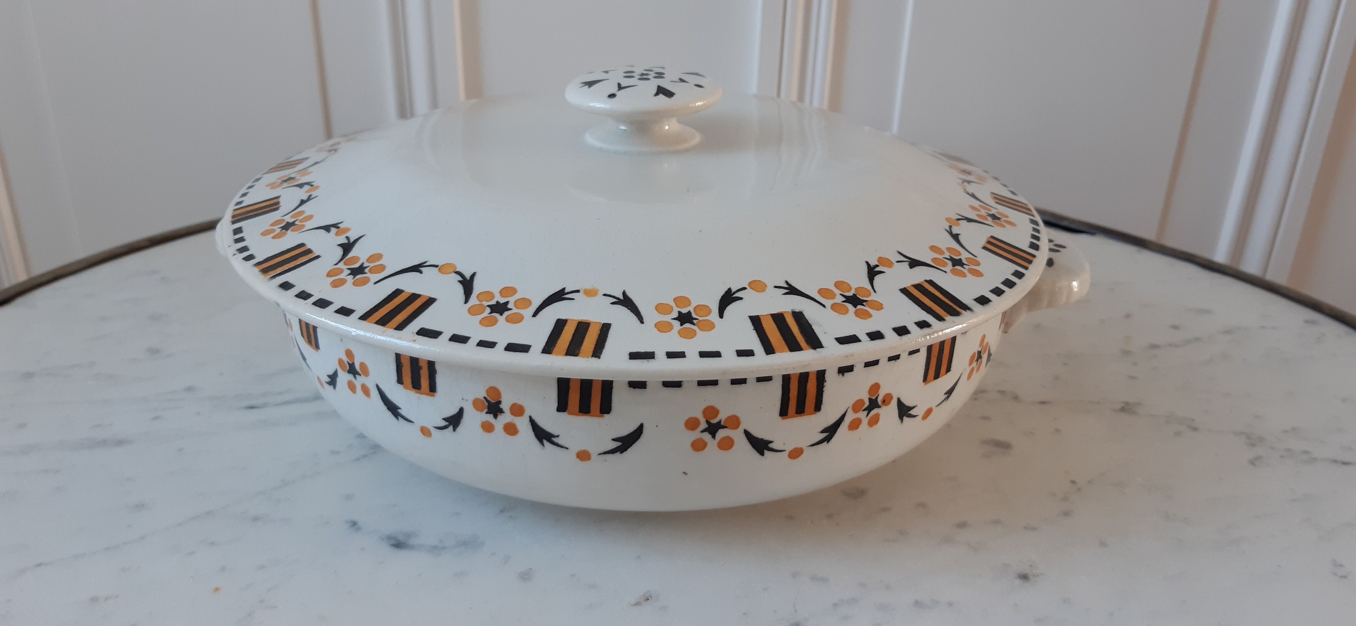 Small tureen Gien twentieth century