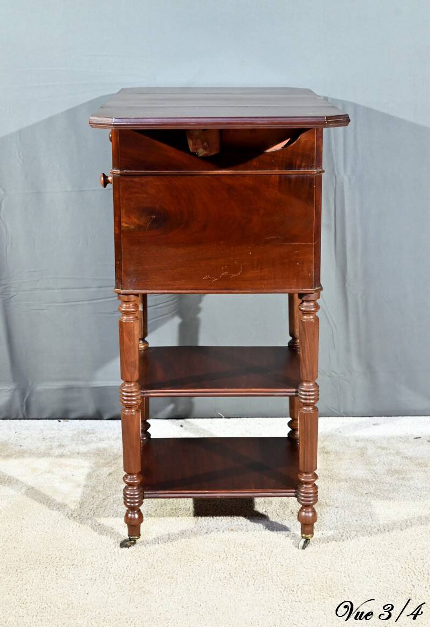Petite table à volets en acajou, maison lemarchand, a. lemoine – milieu xixe