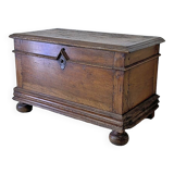 17th century chest in molded oak