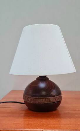Lampe boule en bois et corde