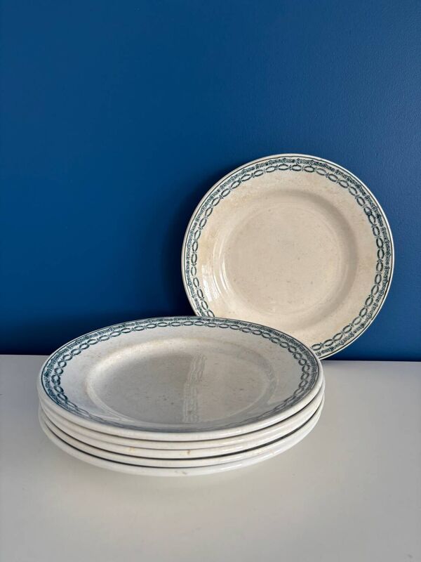 Lot de 6 Assiettes Anciennes en Terre de Fer St Amand – Jolie Patine Vintag