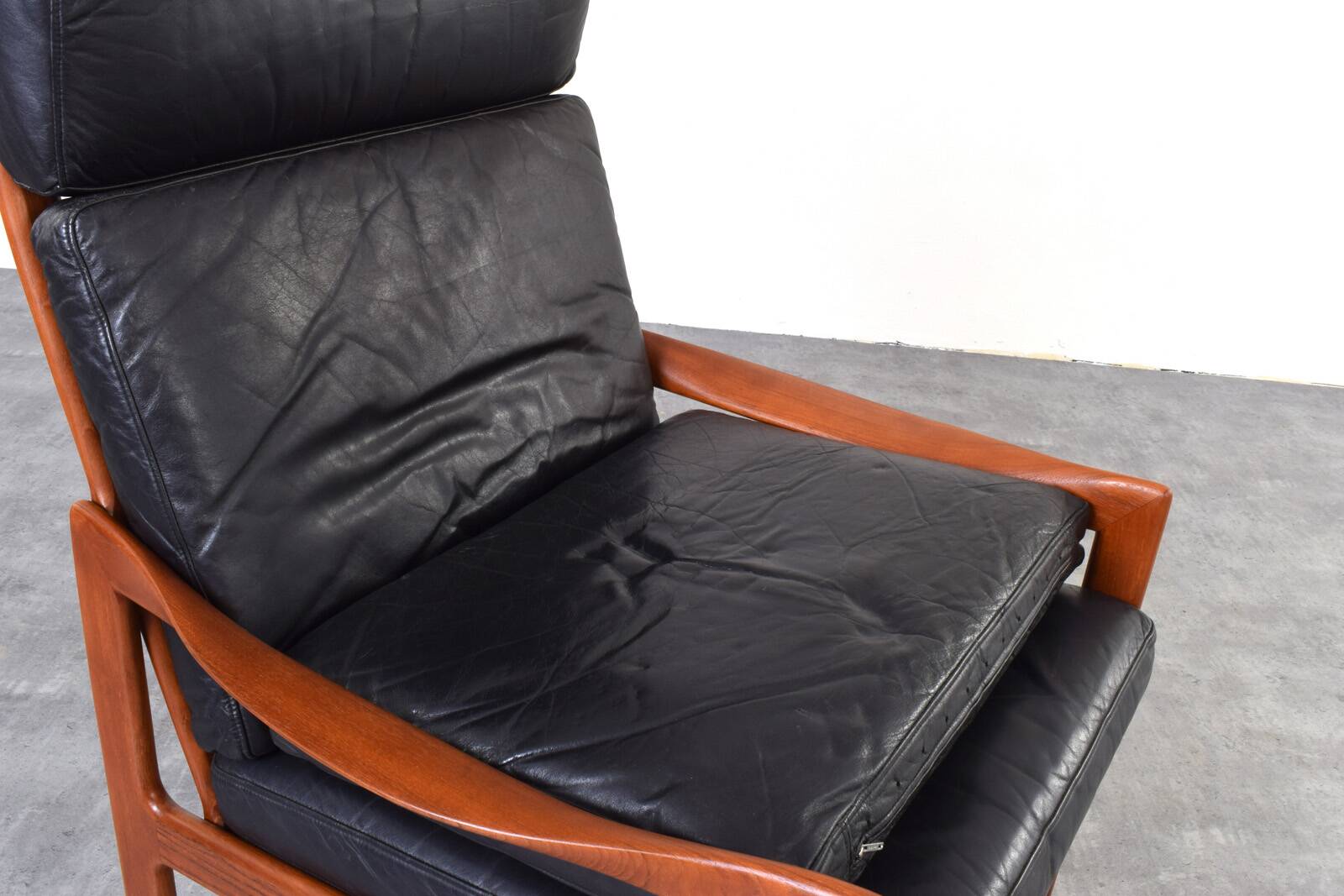 Mid-Century Teak Lounge Chairs by Illum Wikkelsø for Niels Eilersen, 1960s.