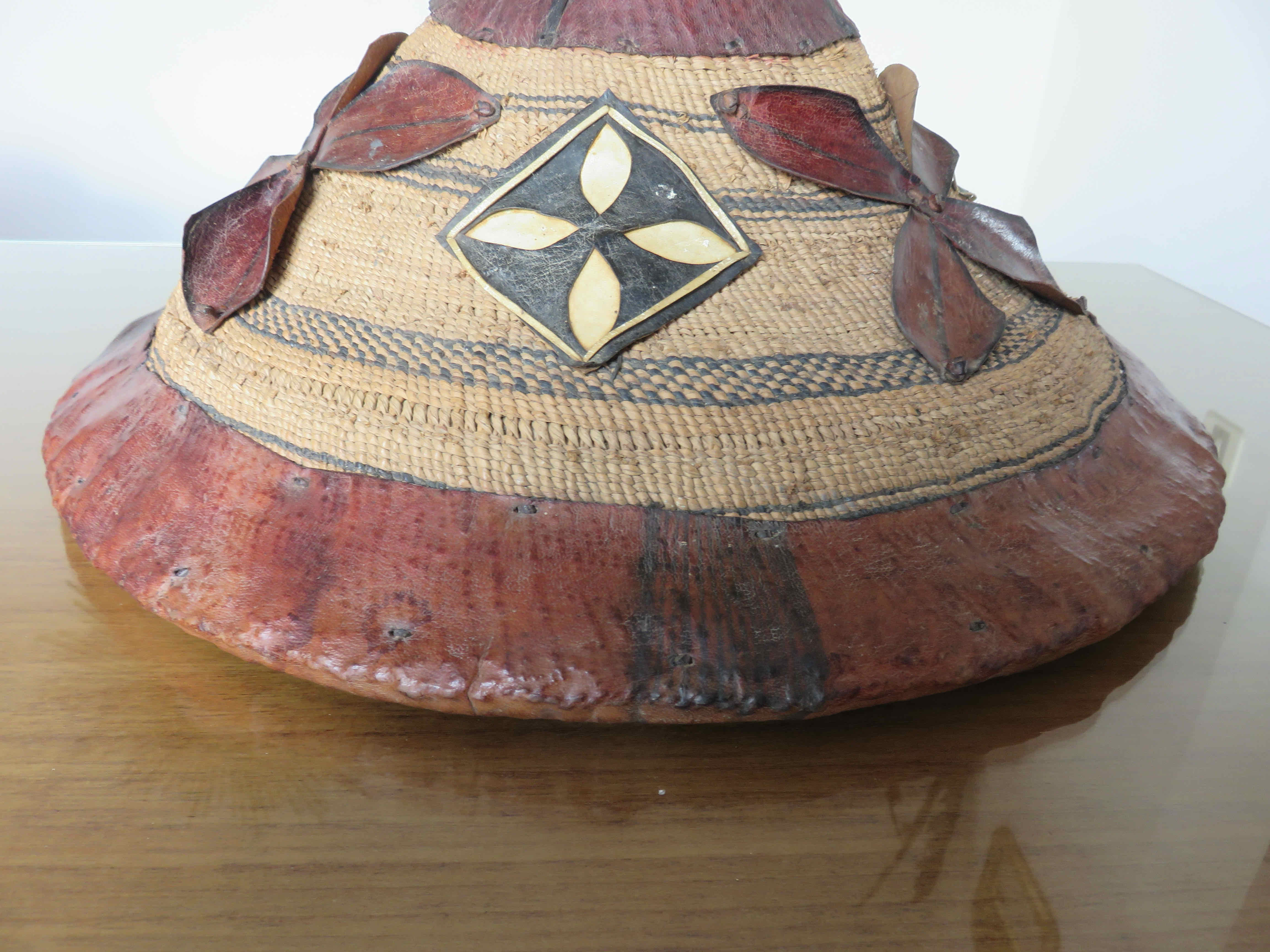 African hat "Fulani" in leather and braided rope 1900s