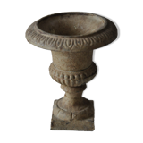 Miniature Medici vase in cast iron