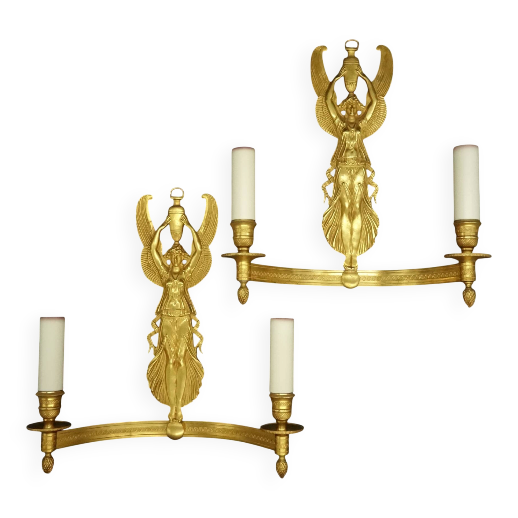 Large pair of wall sconces with winged caryatids in Empire style - gilded bronze