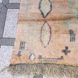 Boujaad Berber rug 270 cm x 175 cm