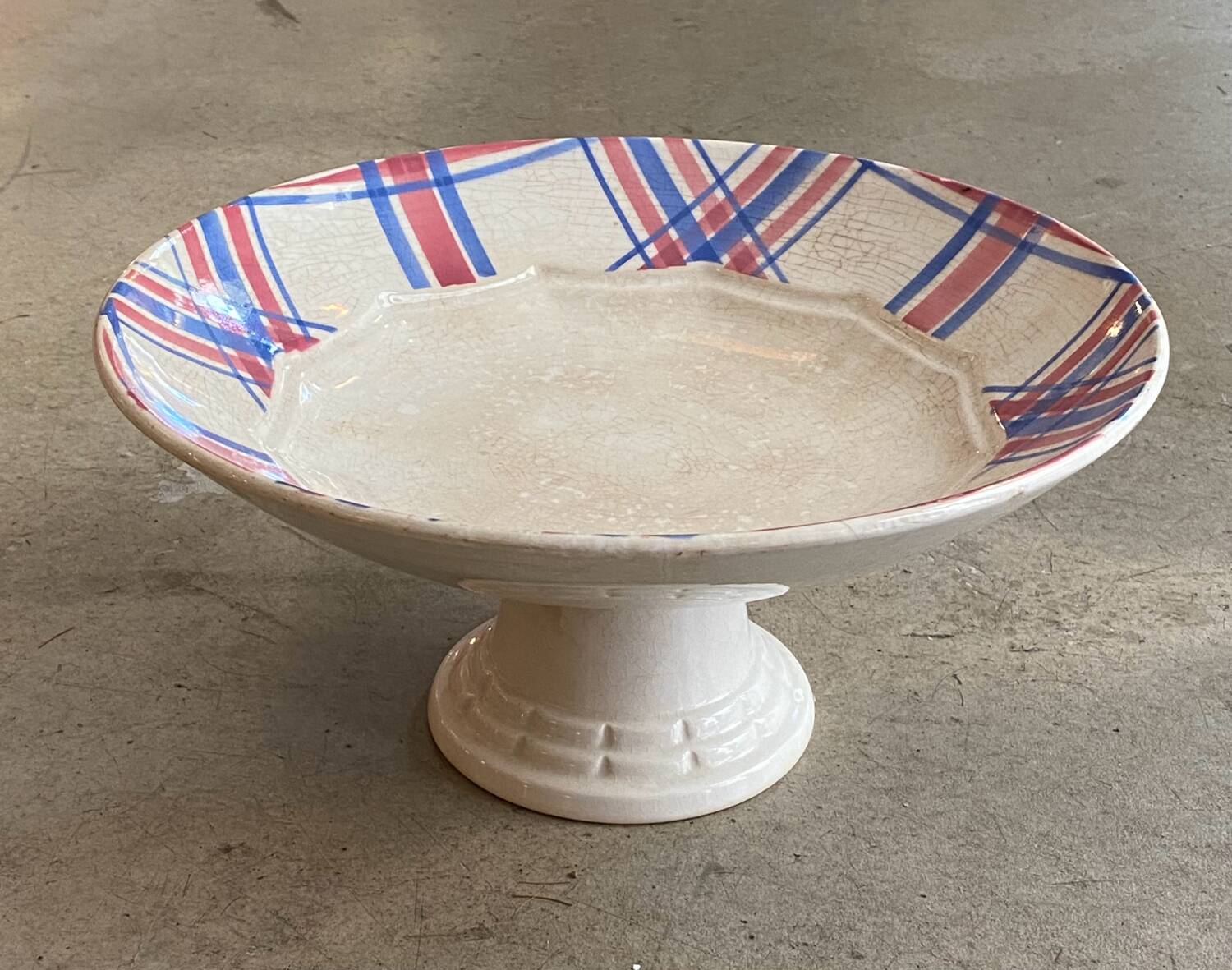 Ensemble de plats en porcelaine
