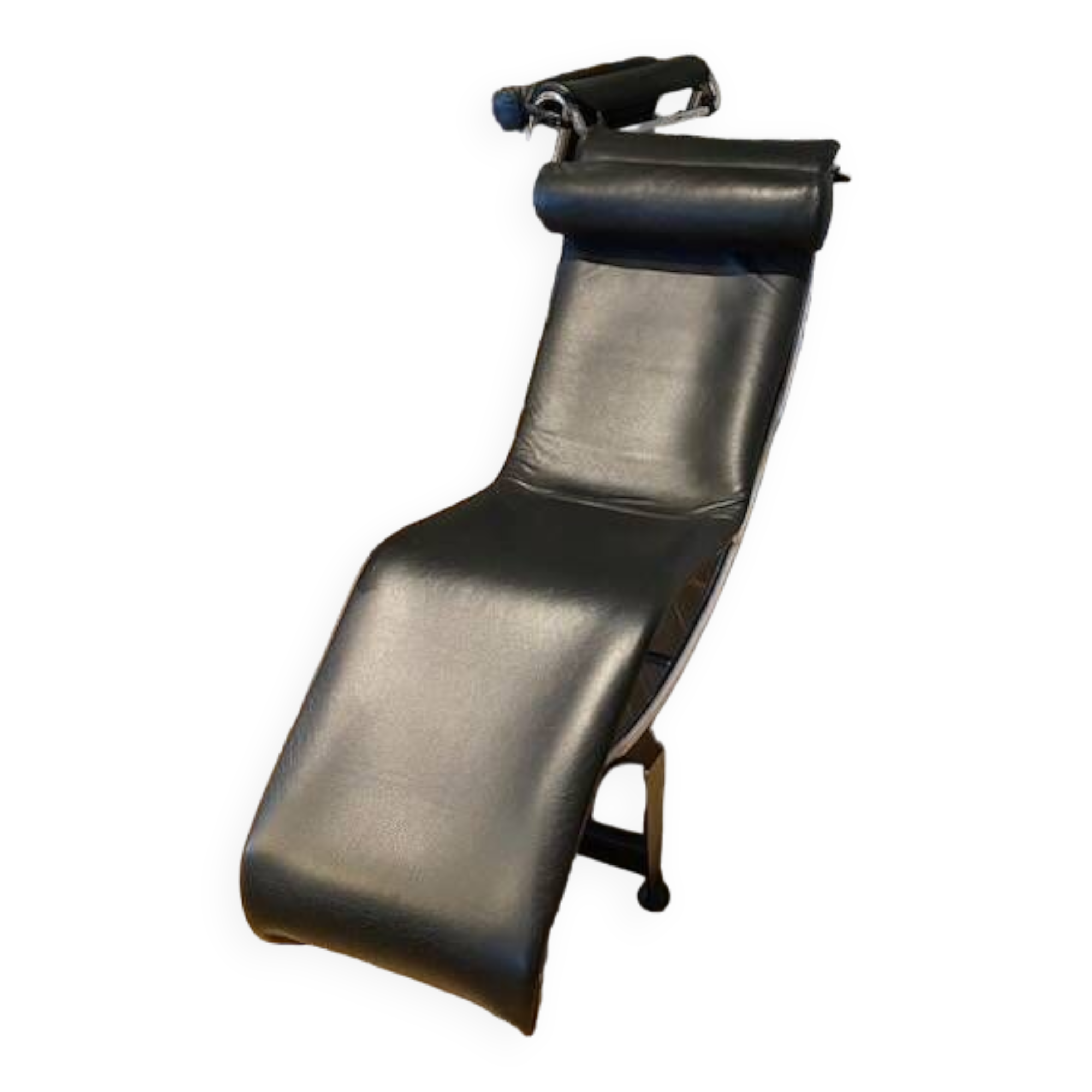Le Corbusier LC4 CASSINA lounge chair