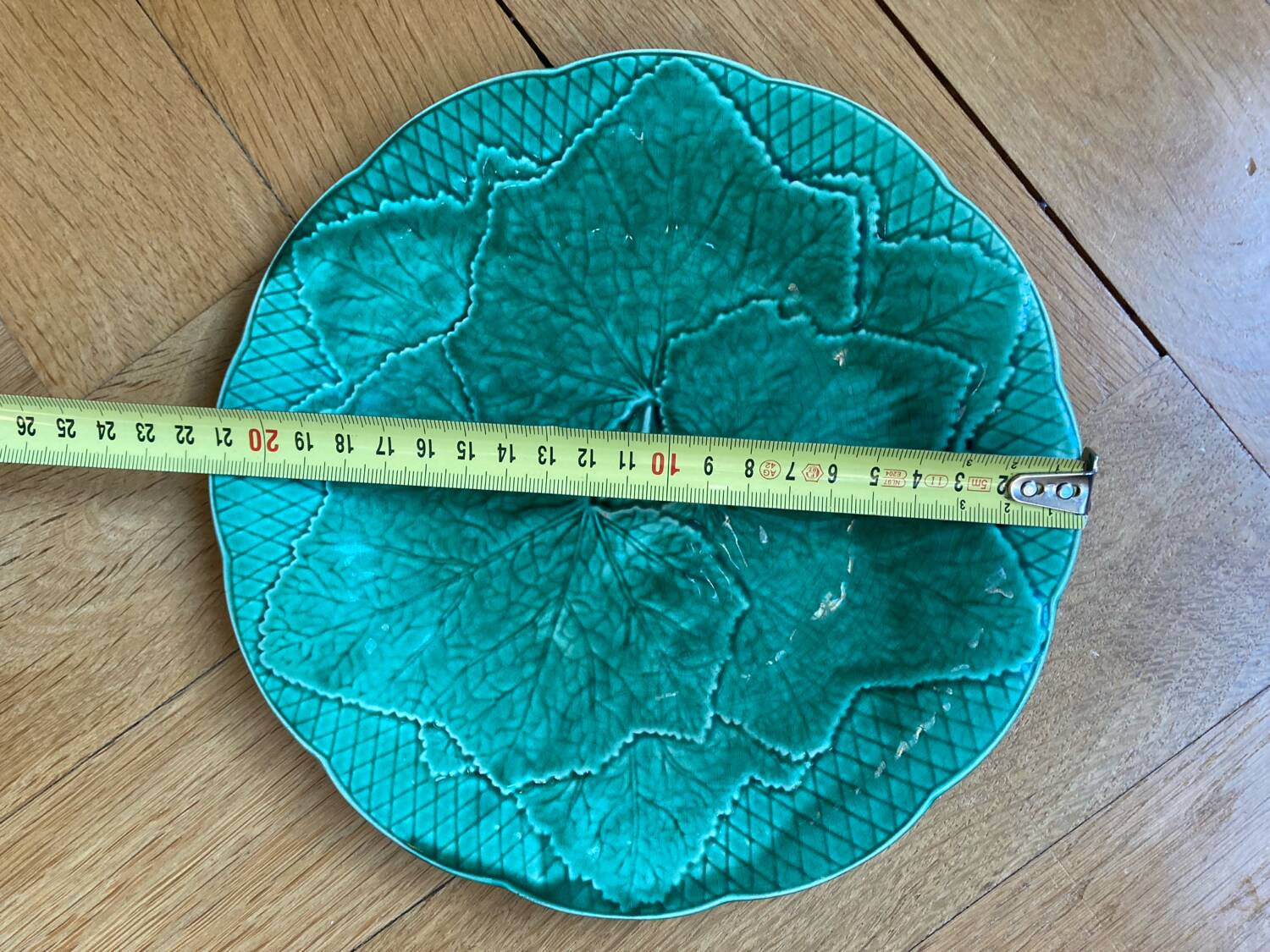 Gien Leaf Slush Dessert Plates