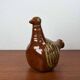 Bouteille en forme d'oiseau de poterie d'atelier danoise moderne du milieu du siècle, années 1960