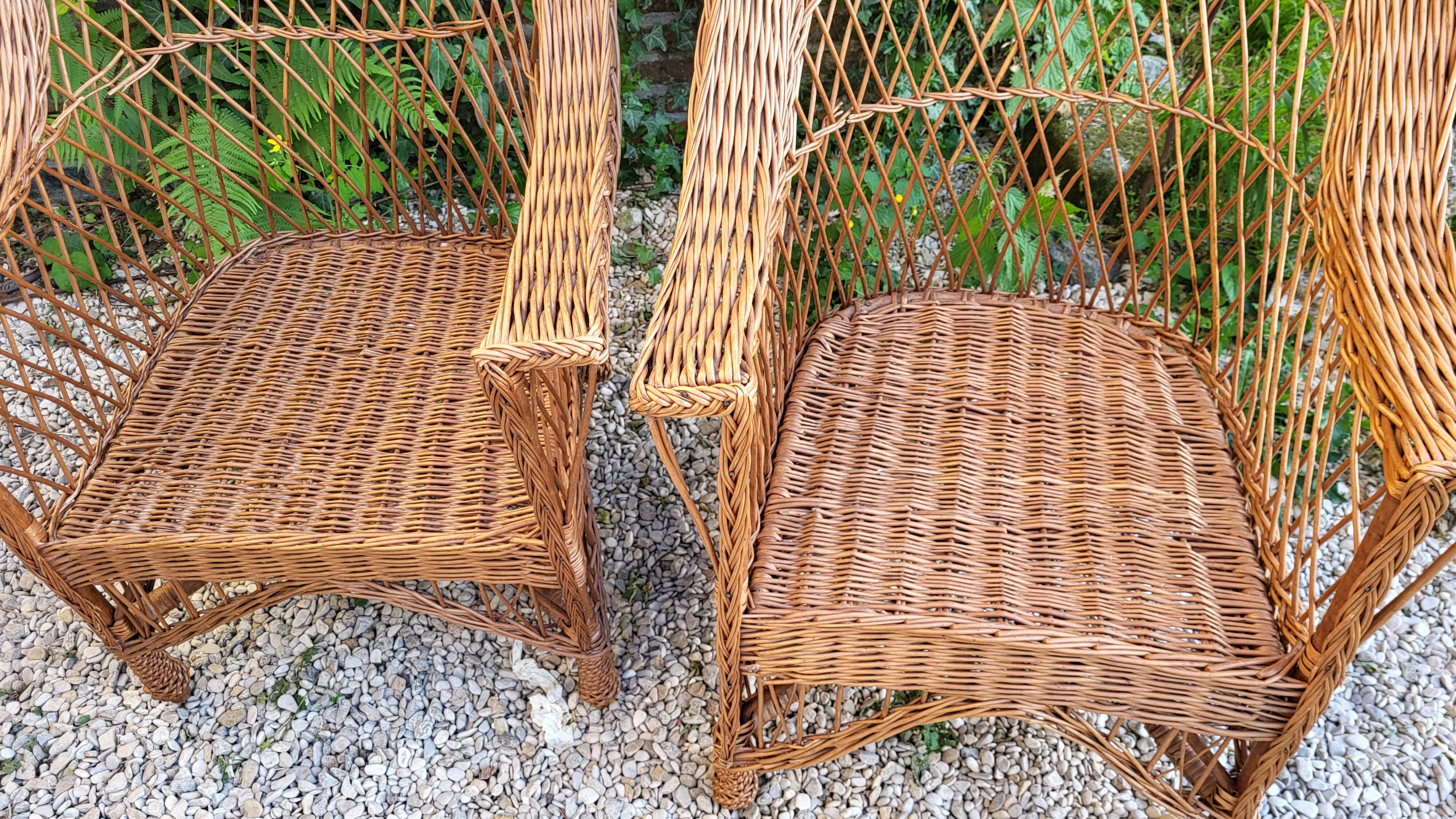 Pair of wicker armchairs