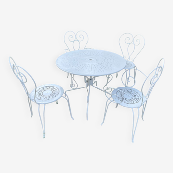 Iron garden furniture