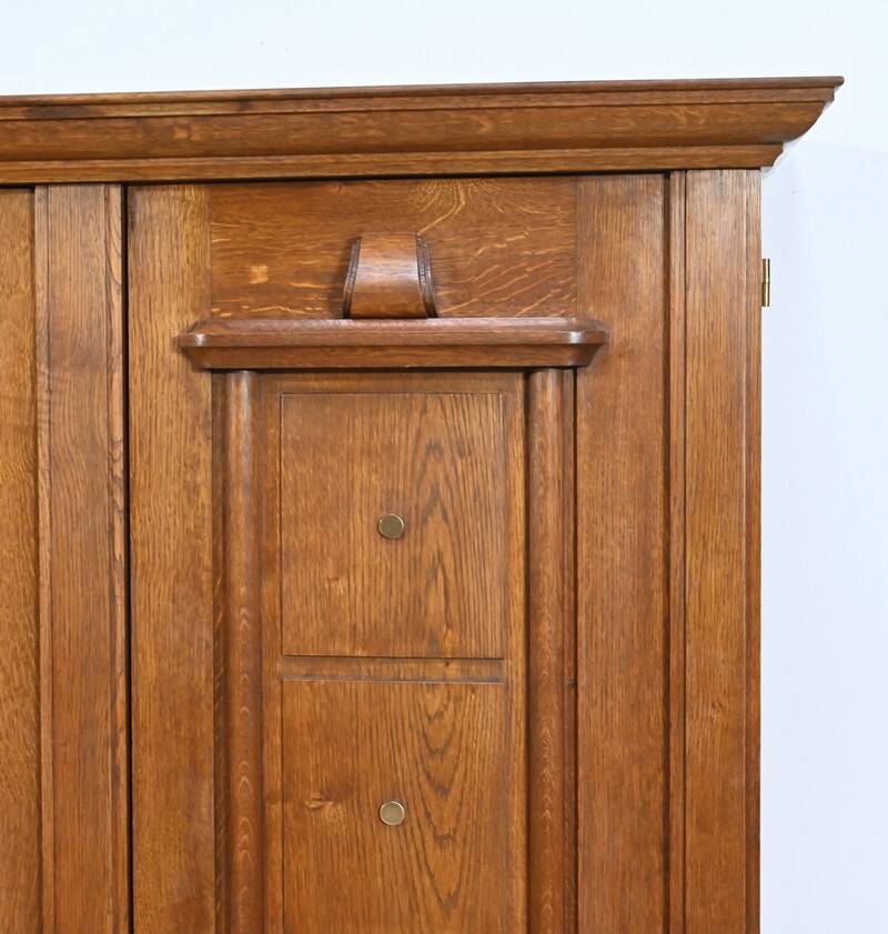 Oak bookcase, Art Deco period – 1940