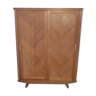 Wardrobe 50