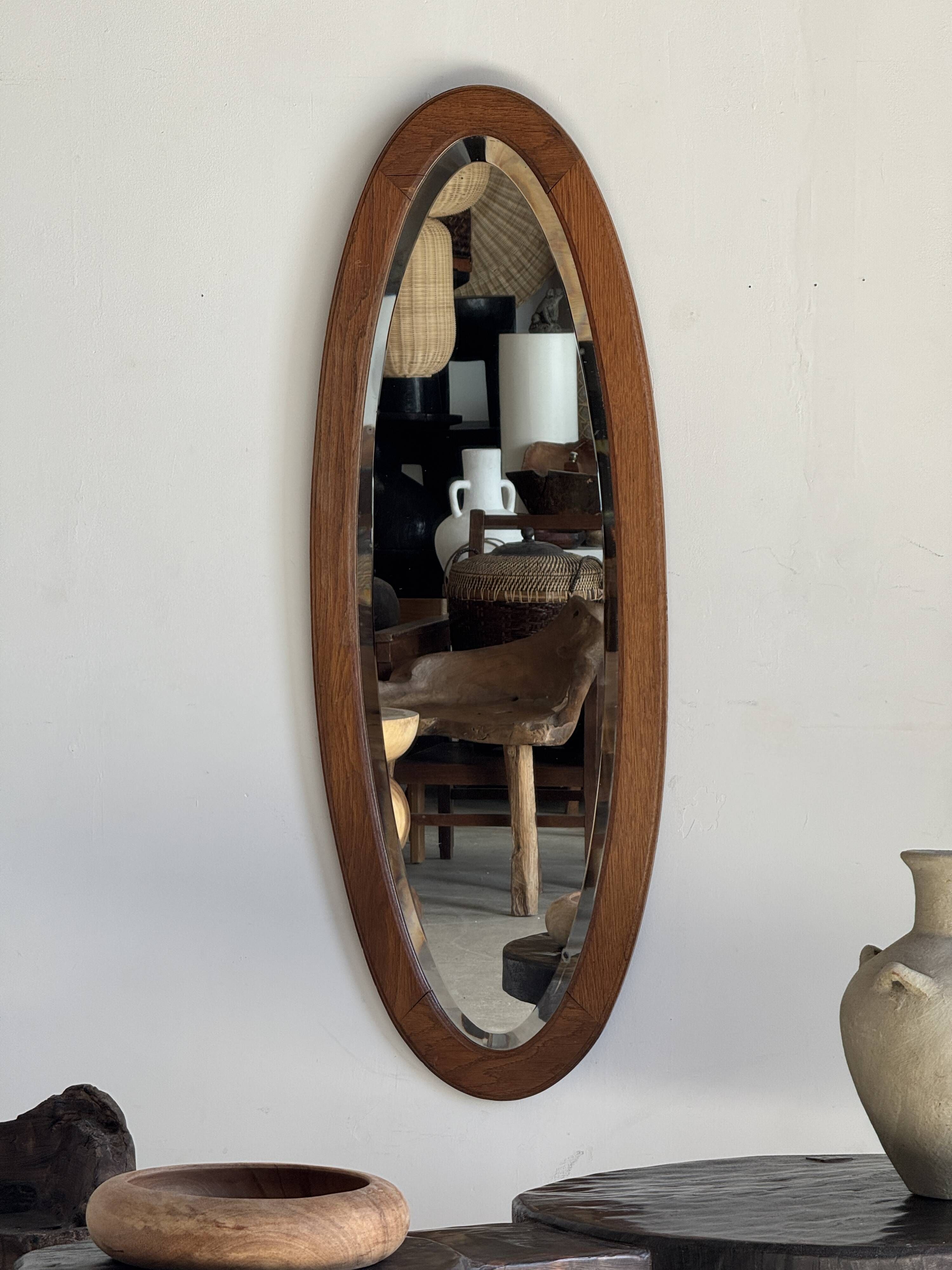 Vintage oval mirror in oak with bevelled glass H120 W43 D2