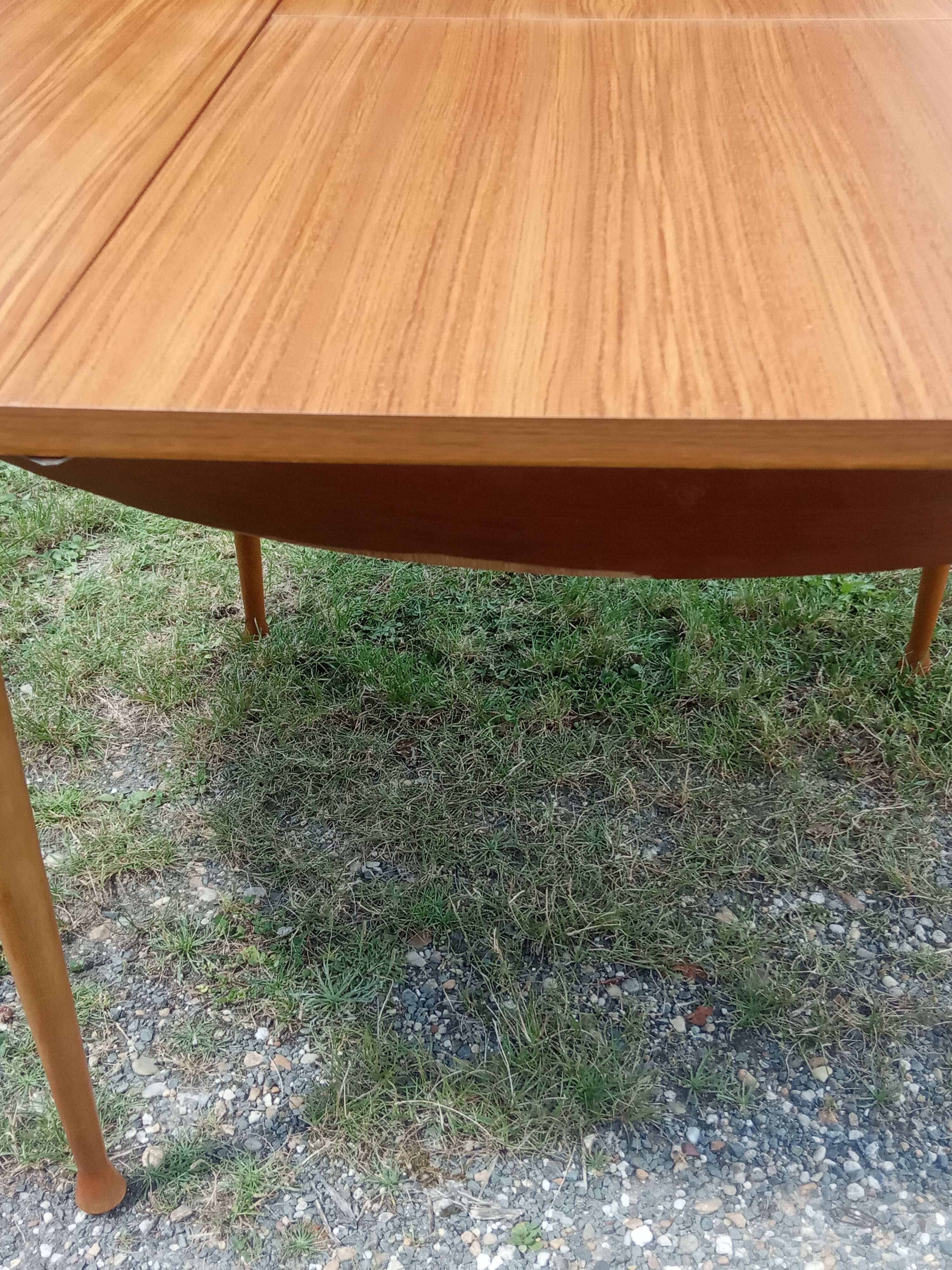 Vintage 50's table and chairs set
